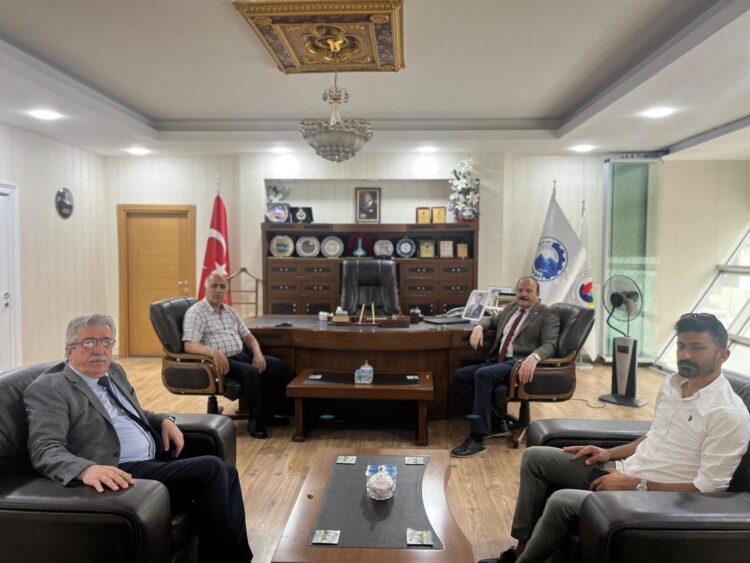 23.Dönem AK Parti Ağrı Milletvekili M.Hanifi ALIR ve Kardeşkol Ağrı İl Sorumlusu Selahattin DEMİRCİ’nin ATSO Ziyareti