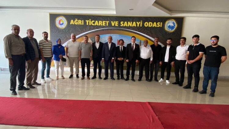 Cumhuriyet Halk Partisi Bursa Milletvekili Orhan SARIBAL ve Beraberindeki Heyetin ATSO Ziyareti