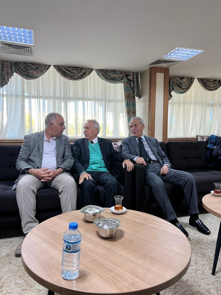 Başkan Alpaslan, Sn. İbrahim ÇEÇEN ve Sn. Yavuz DONAT ile Bir Araya Geldi