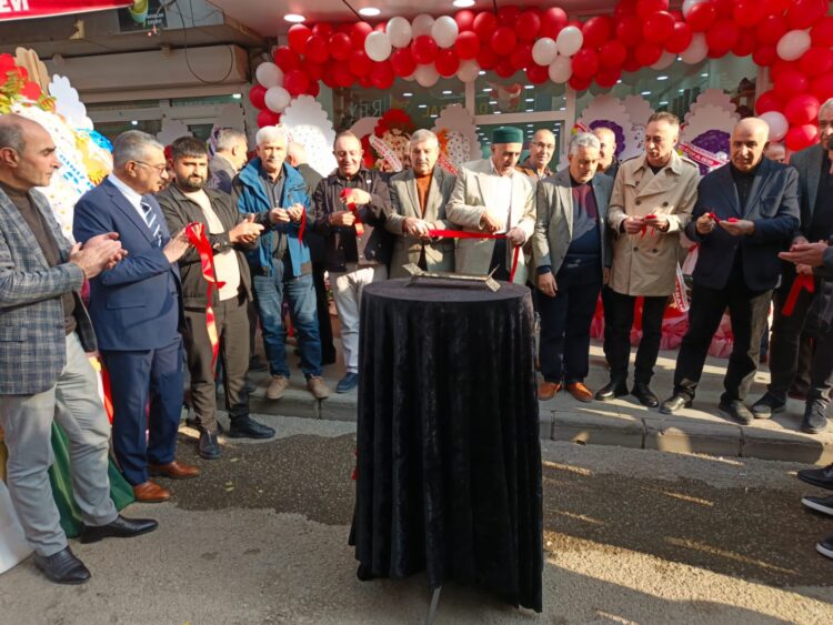 Kemanlar Ayakkabı Dünyası Mağazasının Açılış Töreni