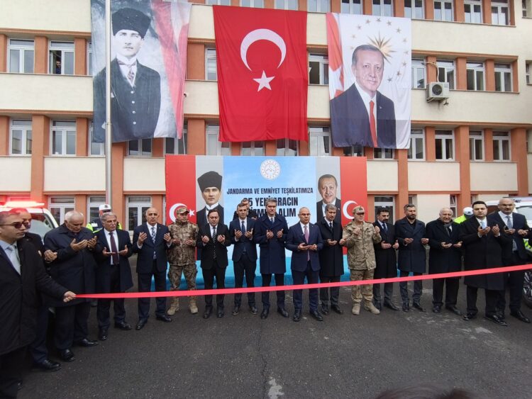 Jandarma ve Emniyet Teşkilatımıza 85 Aracın Hizmete Alım Programı