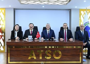 Ticaret Bakanımız Sn. Ömer BOLAT ve TOBB Başkanımız Sn. M. Rifat HİSARCIKLIOĞLU’ndan ATSO’ya Anlamlı Ziyaret
