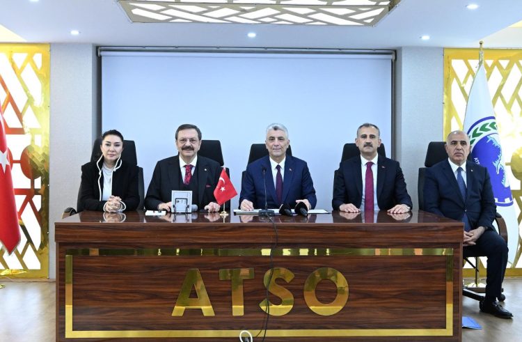 Ticaret Bakanımız Sn. Ömer BOLAT ve TOBB Başkanımız Sn. M. Rifat HİSARCIKLIOĞLU’ndan ATSO’ya Anlamlı Ziyaret